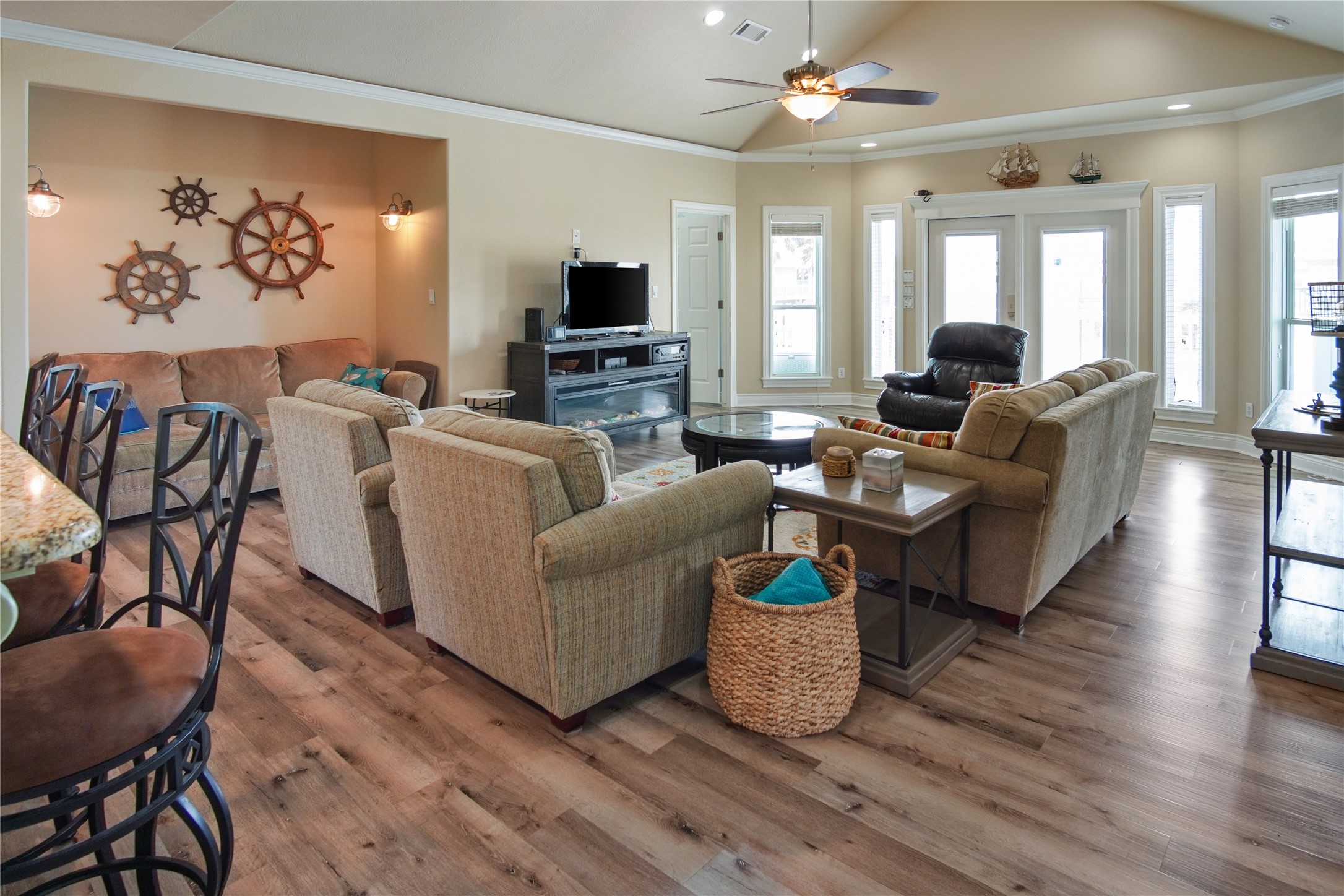 2566 Tide Road Crystal Beach, TX 77650 - Photo 14 of 48