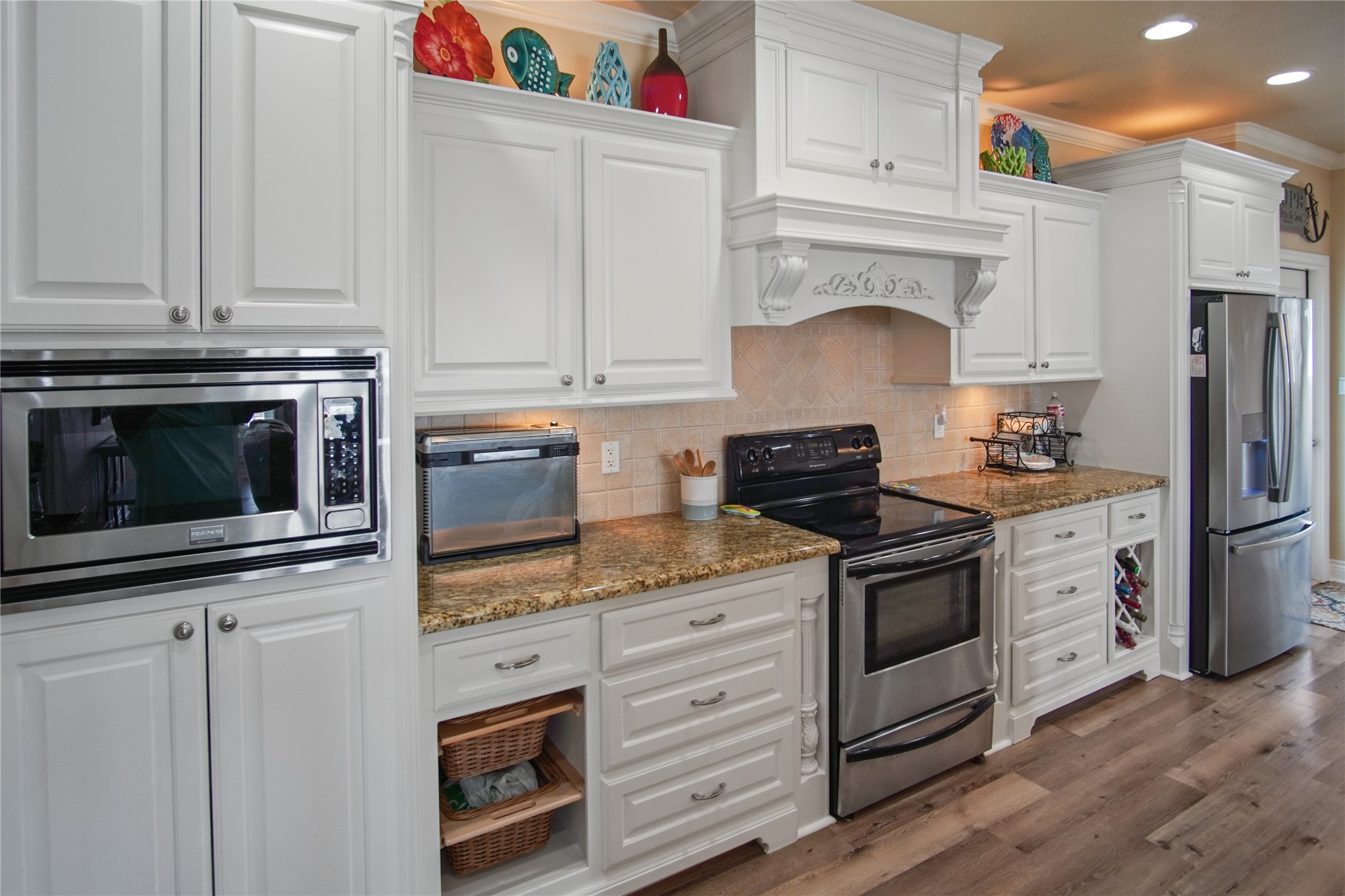 2566 Tide Road Crystal Beach, TX 77650 - Photo 21 of 48