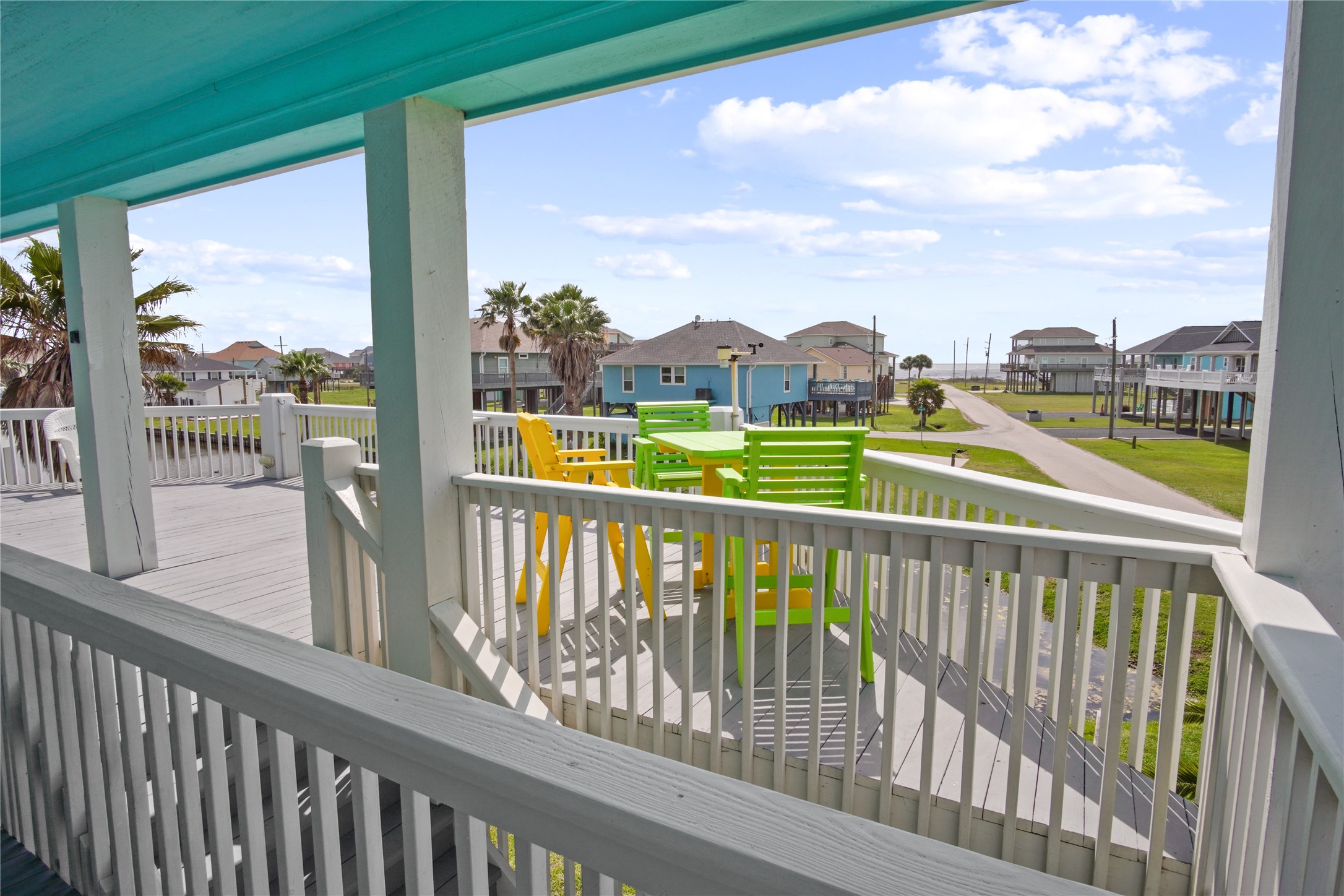 2566 Tide Road Crystal Beach, TX 77650 - Photo 4 of 48