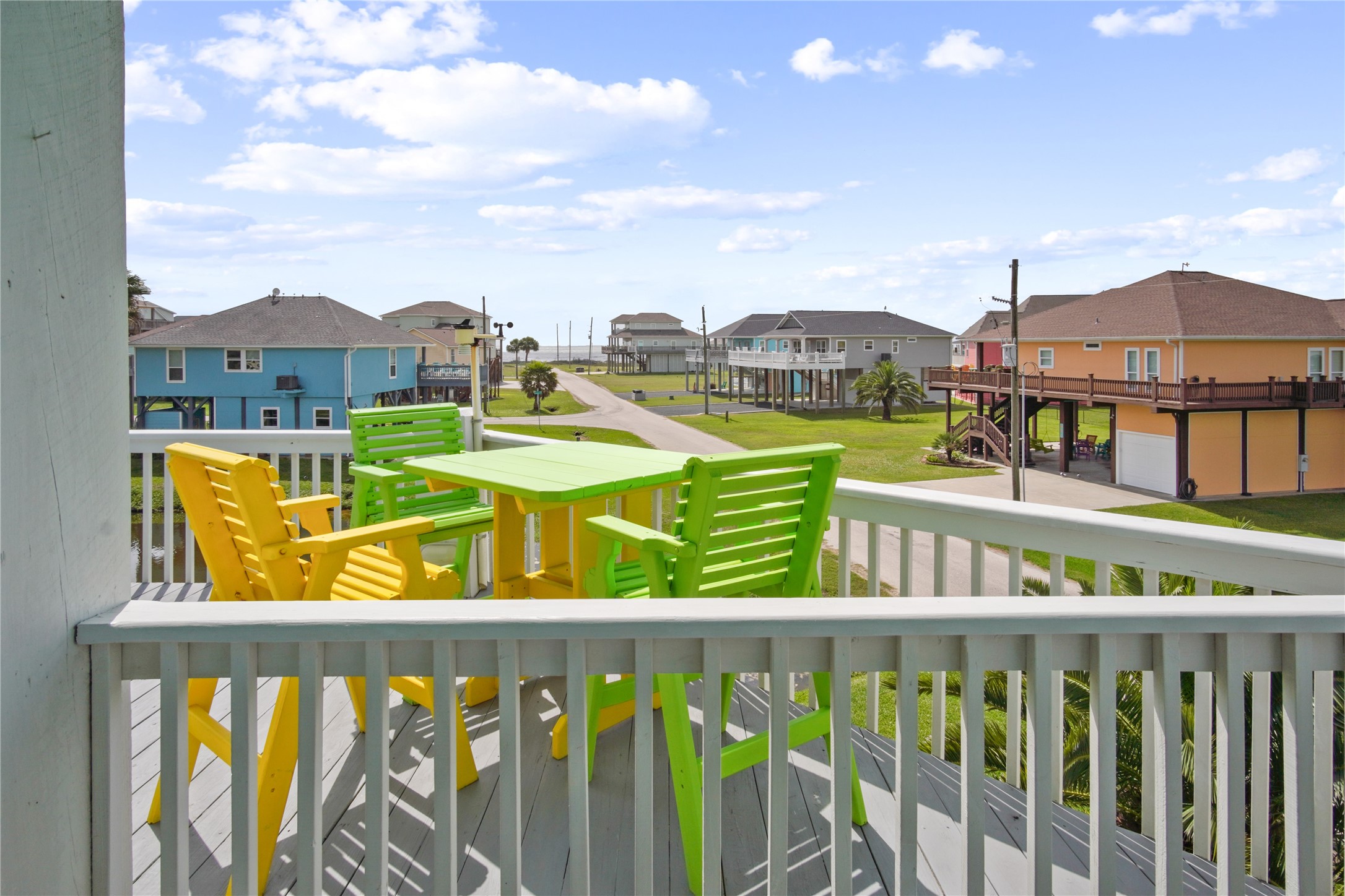 2566 Tide Road Crystal Beach, TX 77650 - Photo 5 of 48