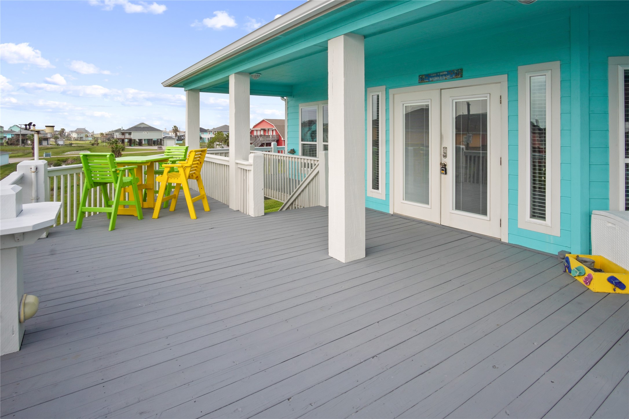 2566 Tide Road Crystal Beach, TX 77650 - Photo 10 of 48