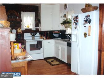 712 Covered Bridge Road Oley, PA 19547 - Photo 5 of 12 Kitchen
