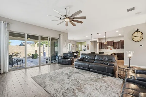 $4,100 | 10702 East Lumiere Avenue, Mesa, AZ 85212