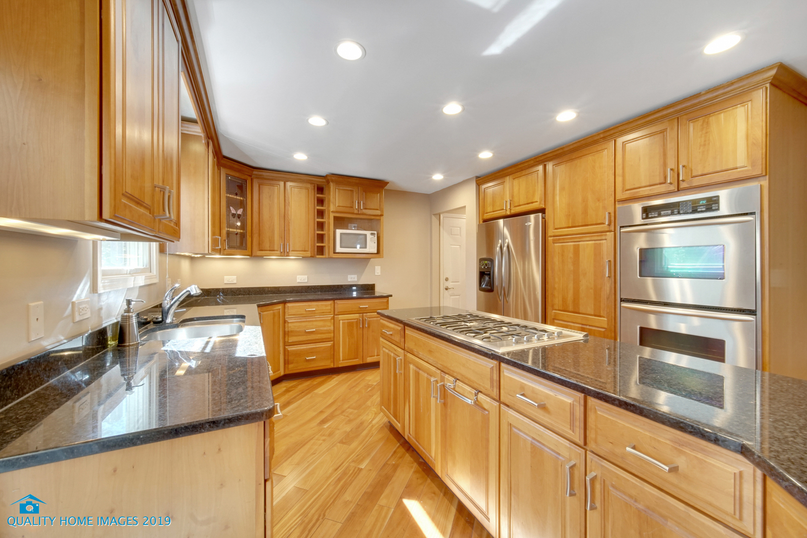 46 Timber Hill Road Buffalo Grove, IL 60089 - Photo 3 of 20