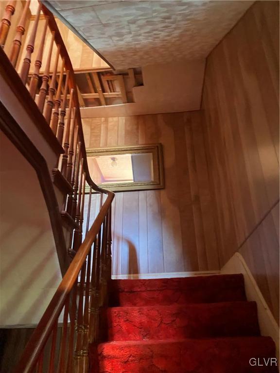 2995 Mauch Chunk Road Allentown, PA 18104 - Photo 7 of 12 Gallery Image 7