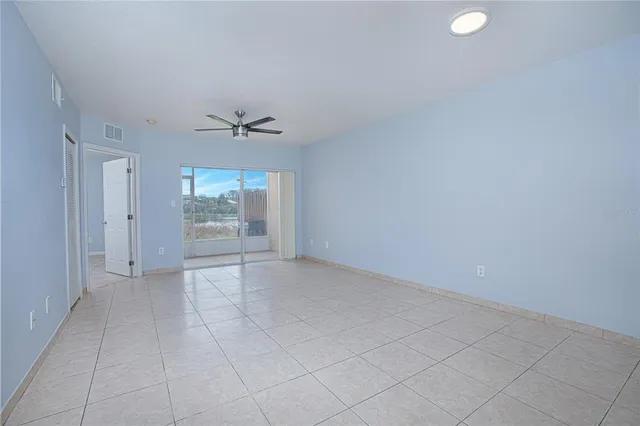 $225,000 | 522 Villa Del Sol Circle, Unit 102, Orlando, FL 32824