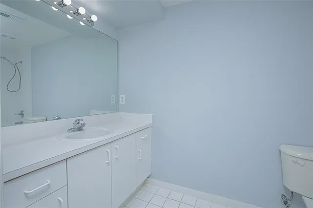 $225,000 | 522 Villa Del Sol Circle, Unit 102, Orlando, FL 32824