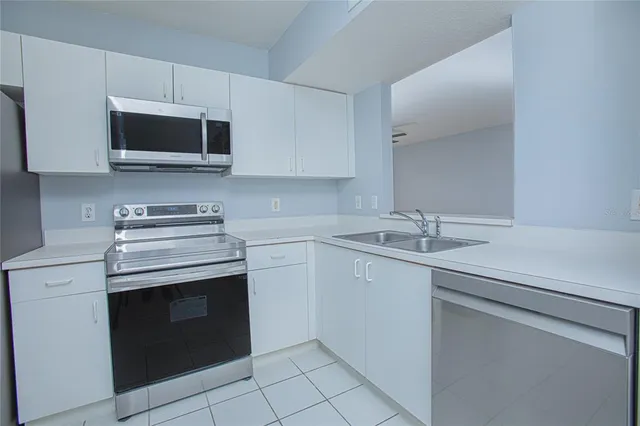 $225,000 | 522 Villa Del Sol Circle, Unit 102, Orlando, FL 32824