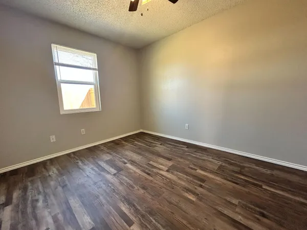 $975 | 9603 Elmwood Avenue, Unit B, Lubbock, TX 79424