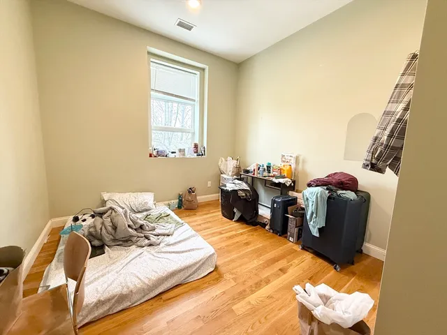 $3,500 | 409 Dudley Street, Unit 5, Boston, MA 02119