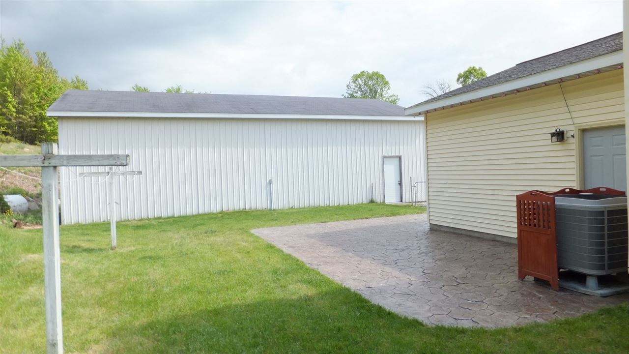 9345 South Fritz Road Maple City, MI 49664 - Photo 24 of 24 1833076-23.JPG