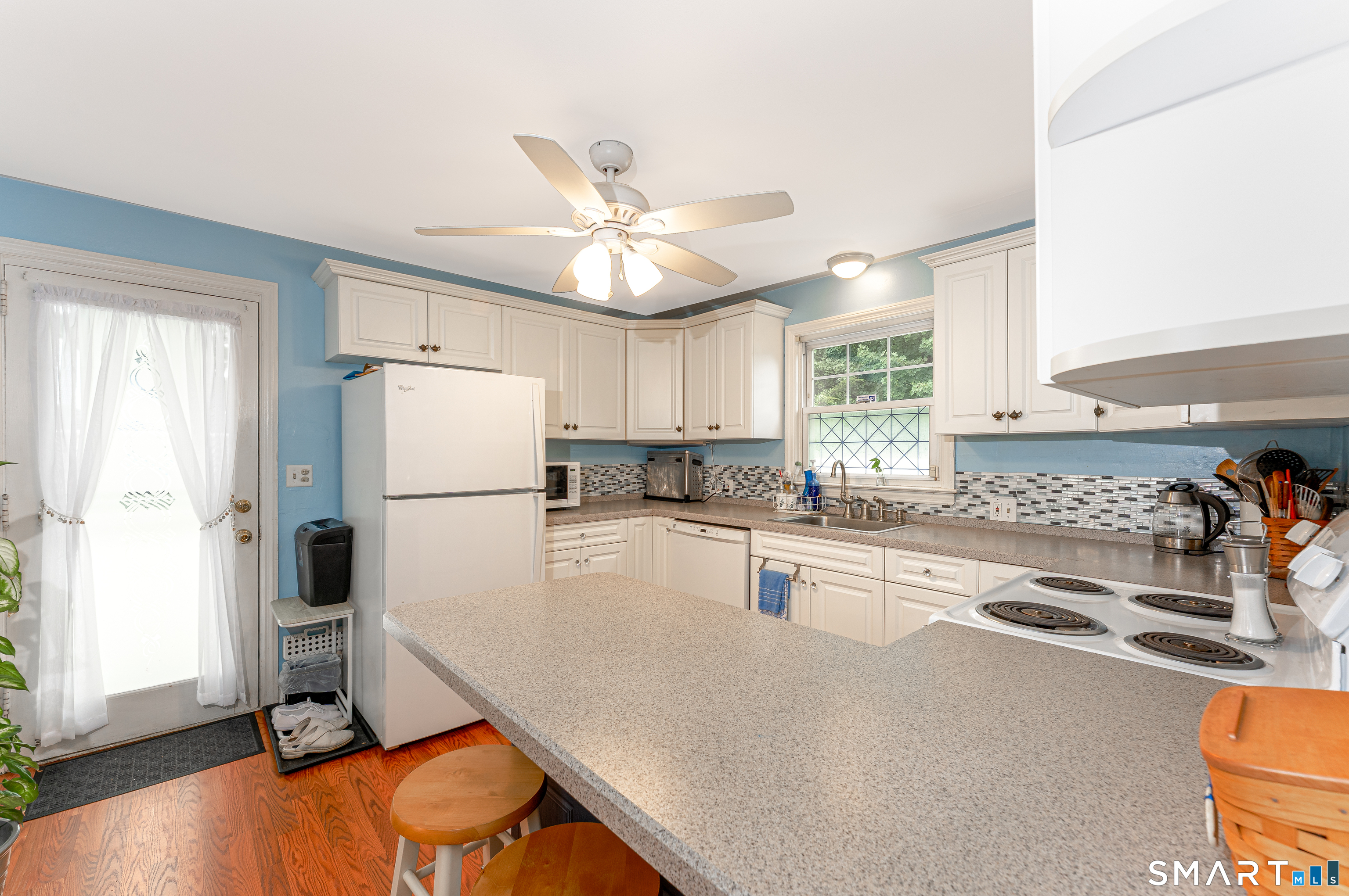 237 Alexander Avenue Waterbury, CT 06705 - Photo 16 of 31