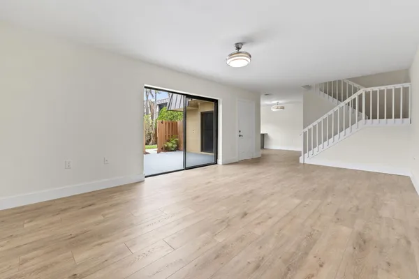 $285,000 | 5675 Southeast Windsong Lane, Stuart, FL 34997