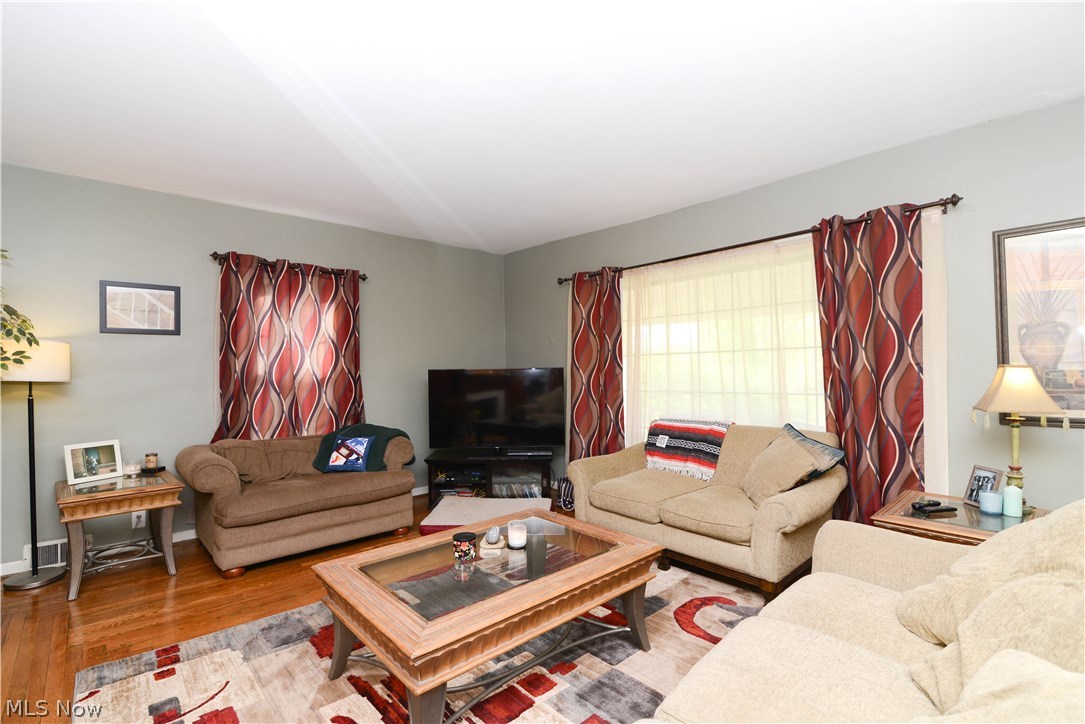 3819 Kirk Road Youngstown, OH 44511 - Photo 8 of 35 Gallery Image 8