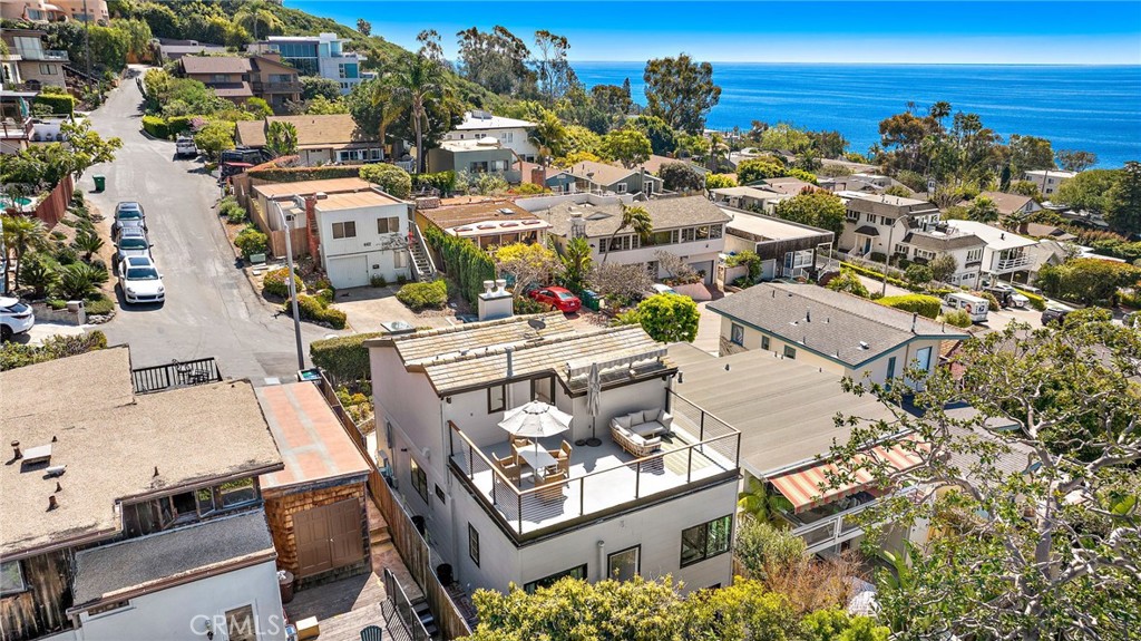 450 Ruby Street, Unit LOWR Laguna Beach, CA 92651 - Photo 21 of 22 an aerial view of residential houses with outdoor space