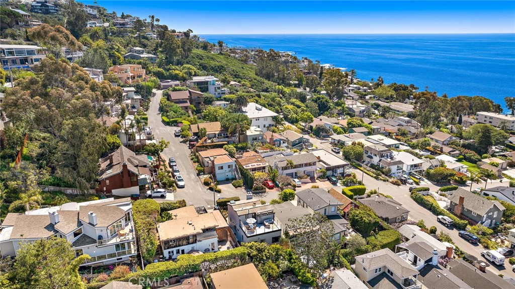 450 Ruby Street, Unit LOWR Laguna Beach, CA 92651 - Photo 22 of 22 an aerial view of multiple house