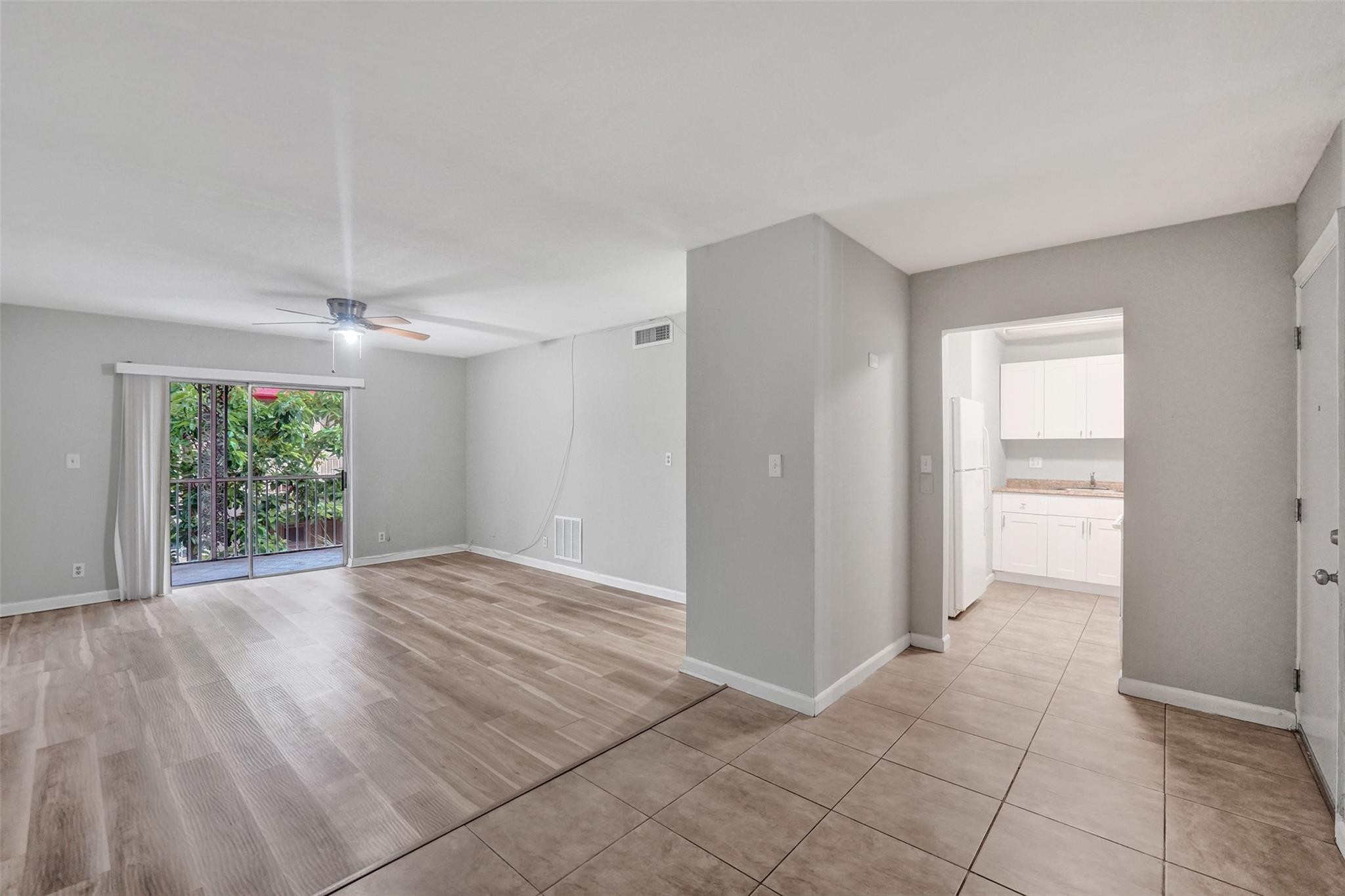 555 Southeast 8th Street, Unit 252 Deerfield Beach, FL 33441 - Photo 13 of 18 Photo 13