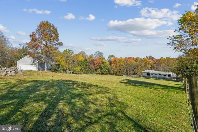 $700,000 | 12652 Highway 216, Highland, MD 20759