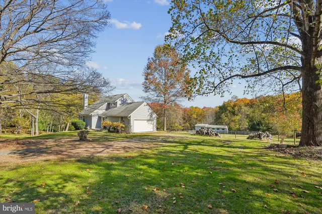 $700,000 | 12652 Highway 216, Highland, MD 20759