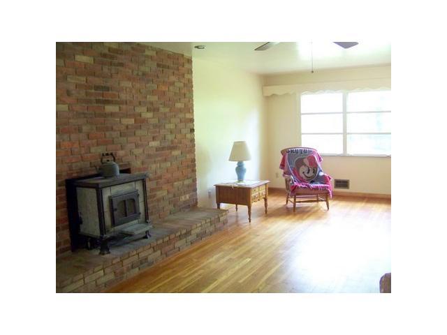 955 Cole Road Galloway, OH 43119 - Photo 4 of 25 Gallery Image 4