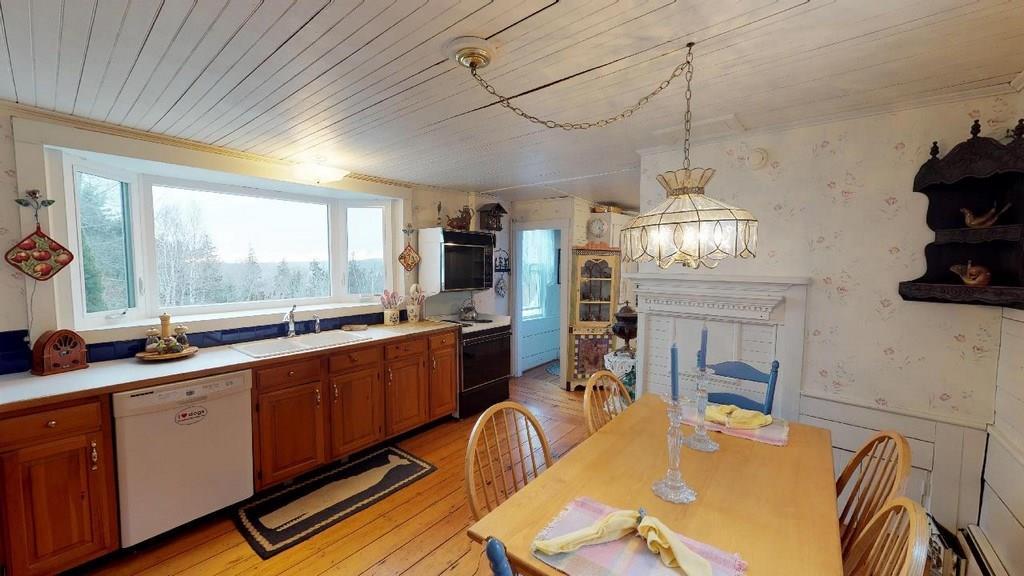 630 Reach Road Sargentville, ME 04673 - Photo 7 of 35 Photo