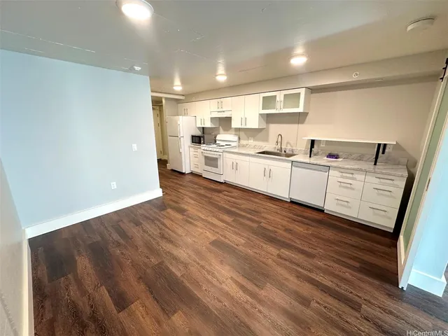 $2,300 | 803 Waimanu Street, Unit 508, Honolulu, HI 96813