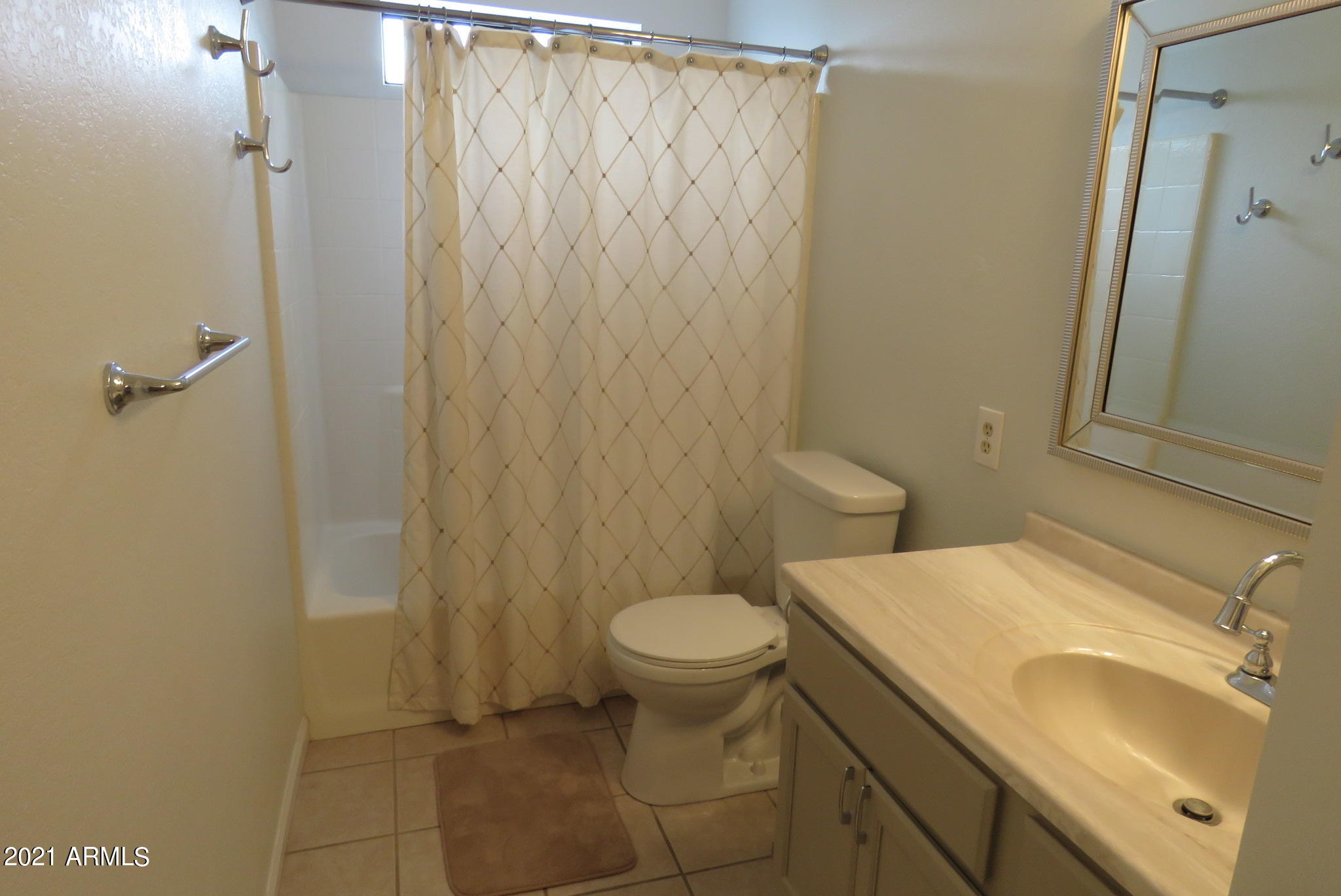 708 West Overland Road Payson, AZ 85541 - Photo 7 of 12 Hall Bath