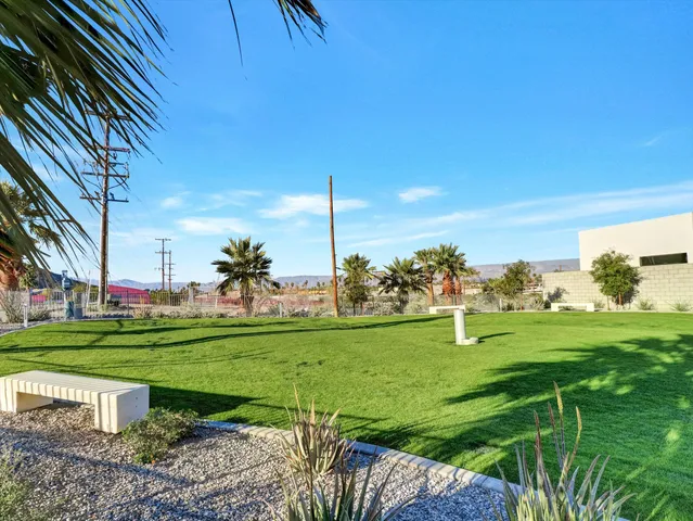 $790,900 | 718 Obsidian Loop East, Unit 73, Palm Springs, CA 92264