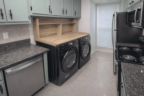 $1,275 | 7827 Leonora Street, Unit 5, Houston, TX 77061