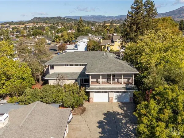 $899,000 | 2108 Imola Avenue, Unit A, Napa, CA 94559