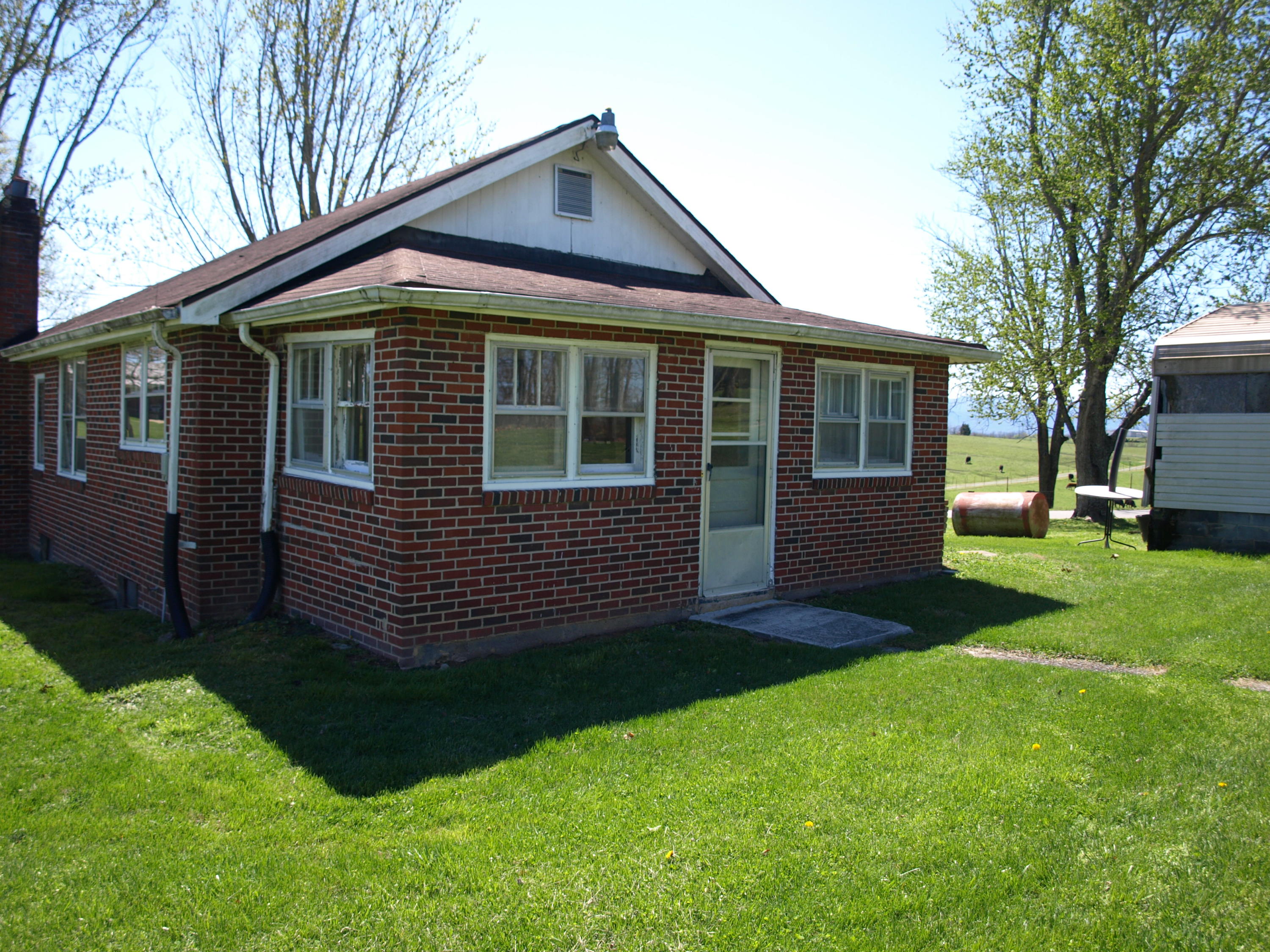 401 Culver Road Limestone, TN 37681 - Photo 6 of 21 03 Back