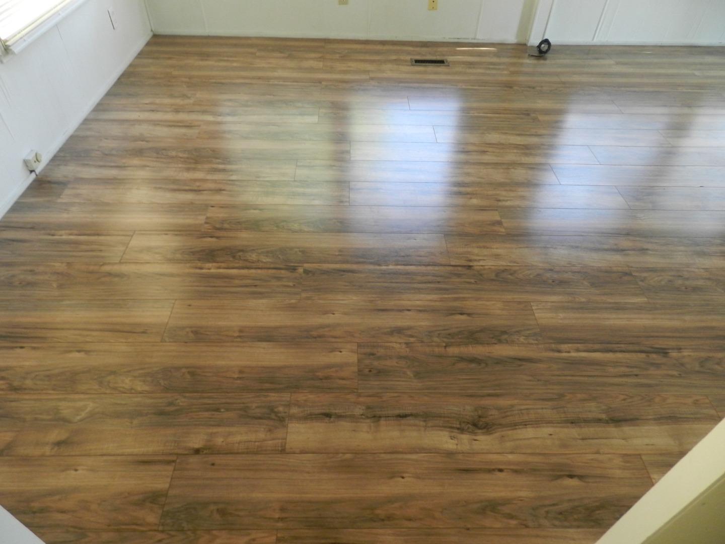 17653 Vierra Canyon Road Salinas, CA 93907 - Photo 20 of 100 a bathroom with swimming pool