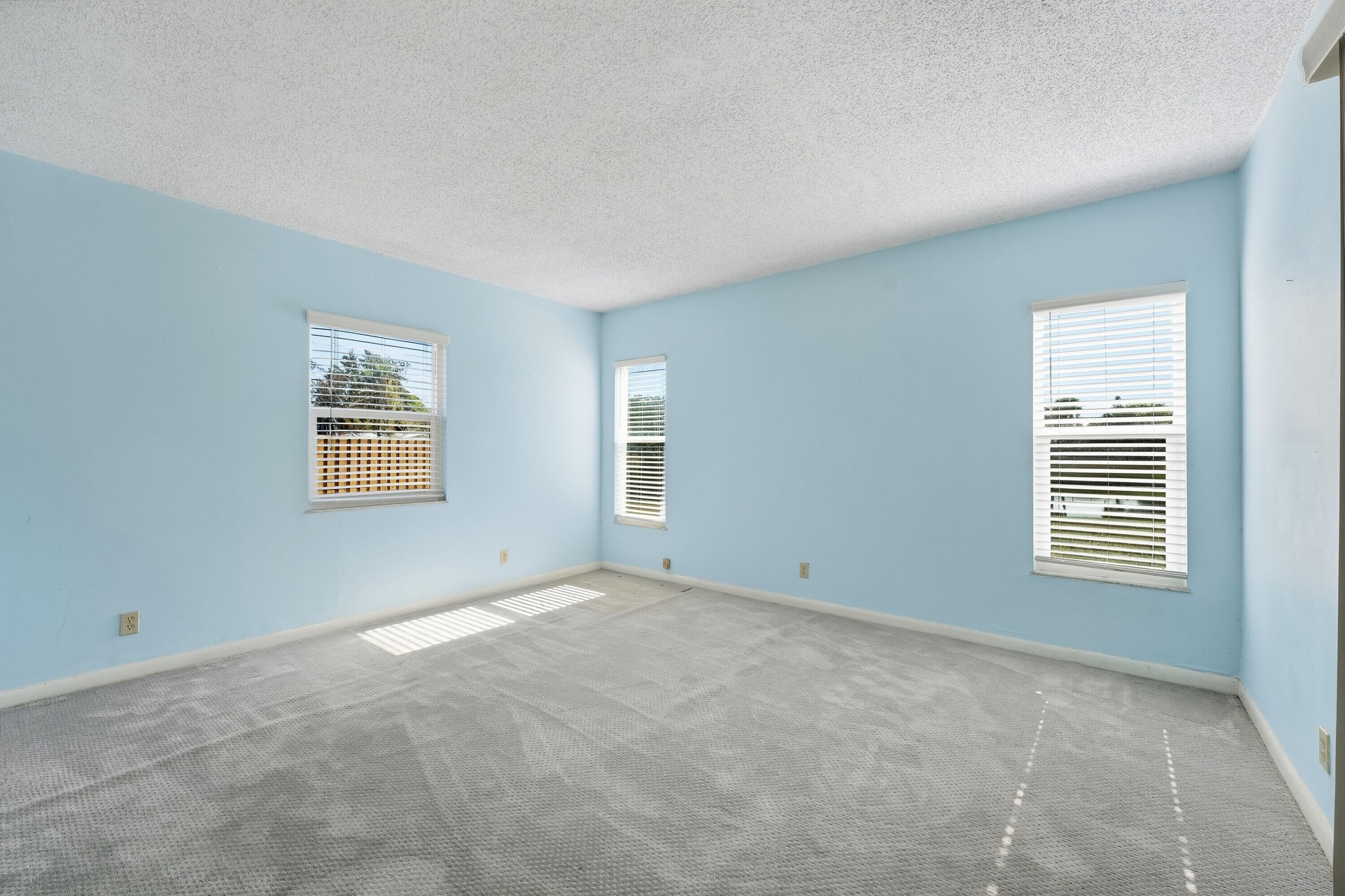 2817 Southeast Pocatella Road Port St. Lucie, FL 34952 - Photo 12 of 27 12_dsc09296