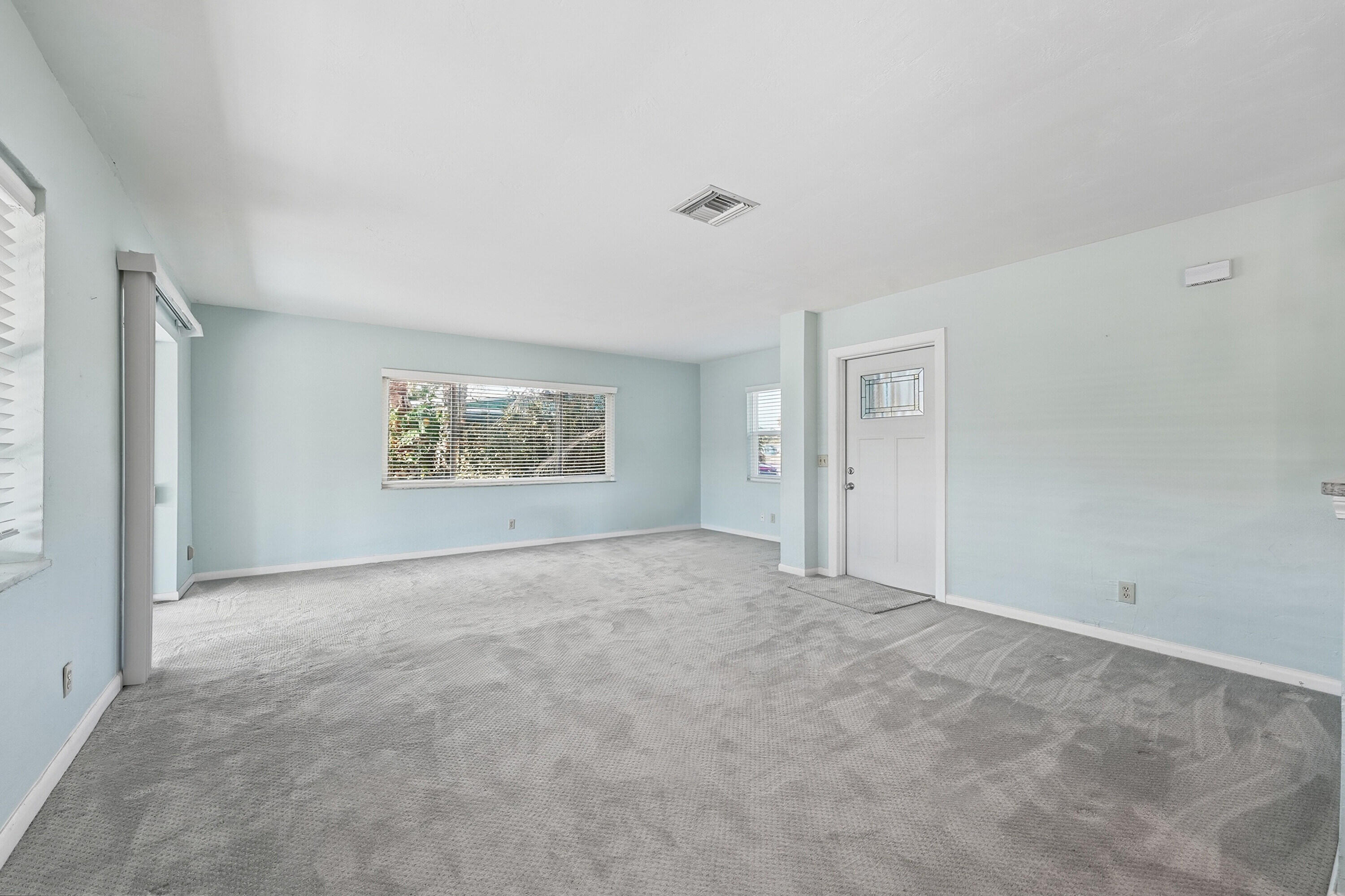 2817 Southeast Pocatella Road Port St. Lucie, FL 34952 - Photo 7 of 27 07_dsc09266