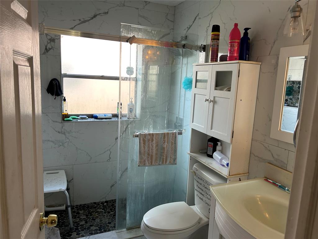 4770 Northwest 85th Avenue Lauderhill, FL 33351 - Photo 23 of 44