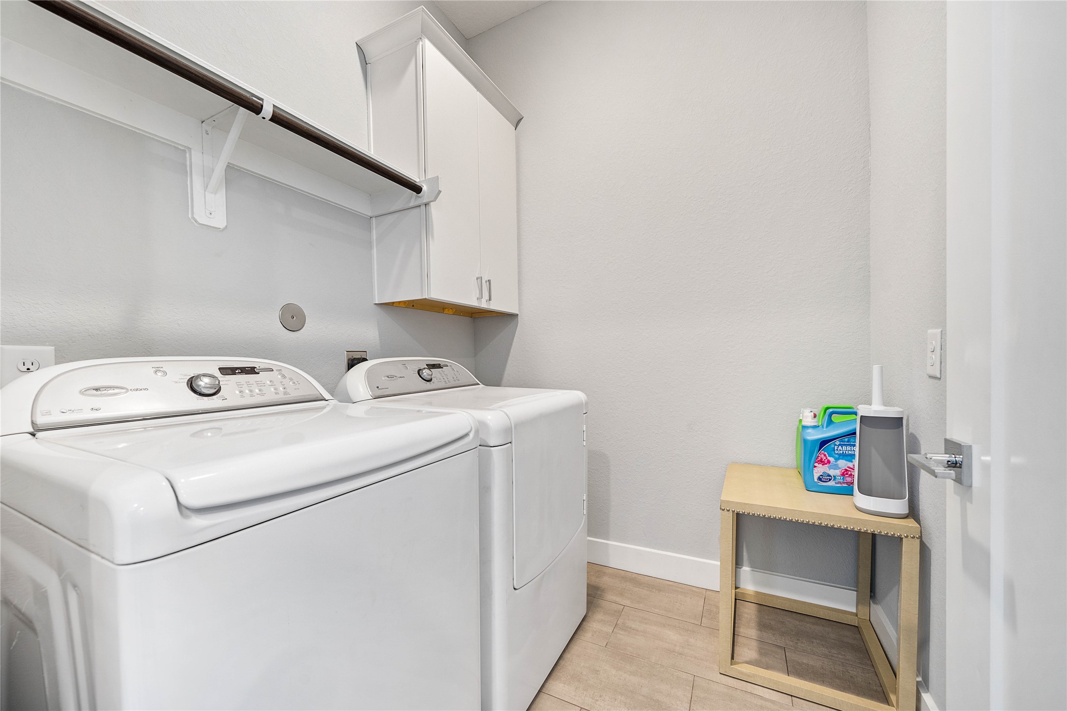 8411 Hempstead Road, Unit A Houston, TX 77008 - Photo 30 of 35 Utility on Third floor near bedrooms for convenience