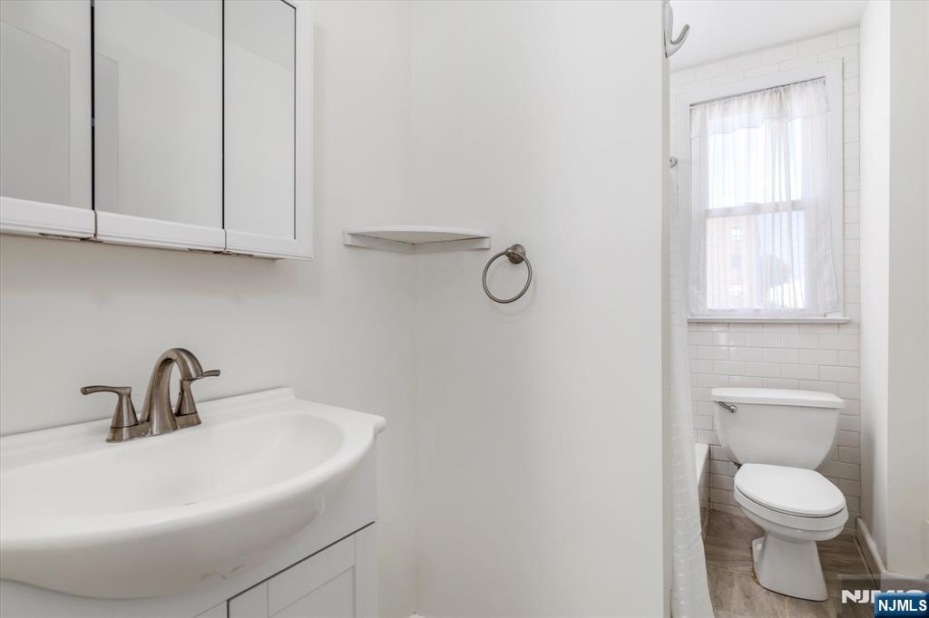 7 Edison Place East Rutherford, NJ 07073 - Photo 22 of 33