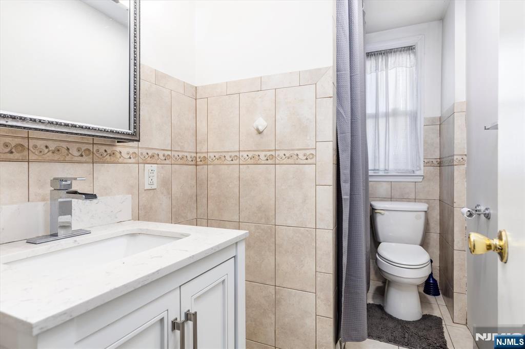 7 Edison Place East Rutherford, NJ 07073 - Photo 8 of 33