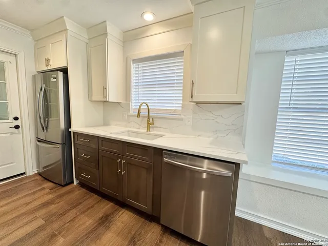 $1,695 | 13508 Fawnwood Street, San Antonio, TX 78233