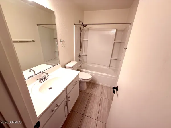 $1,900 | 1884 West Expressman Street, Apache Junction, AZ 85120
