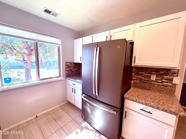 $1,900 | 1884 West Expressman Street, Apache Junction, AZ 85120