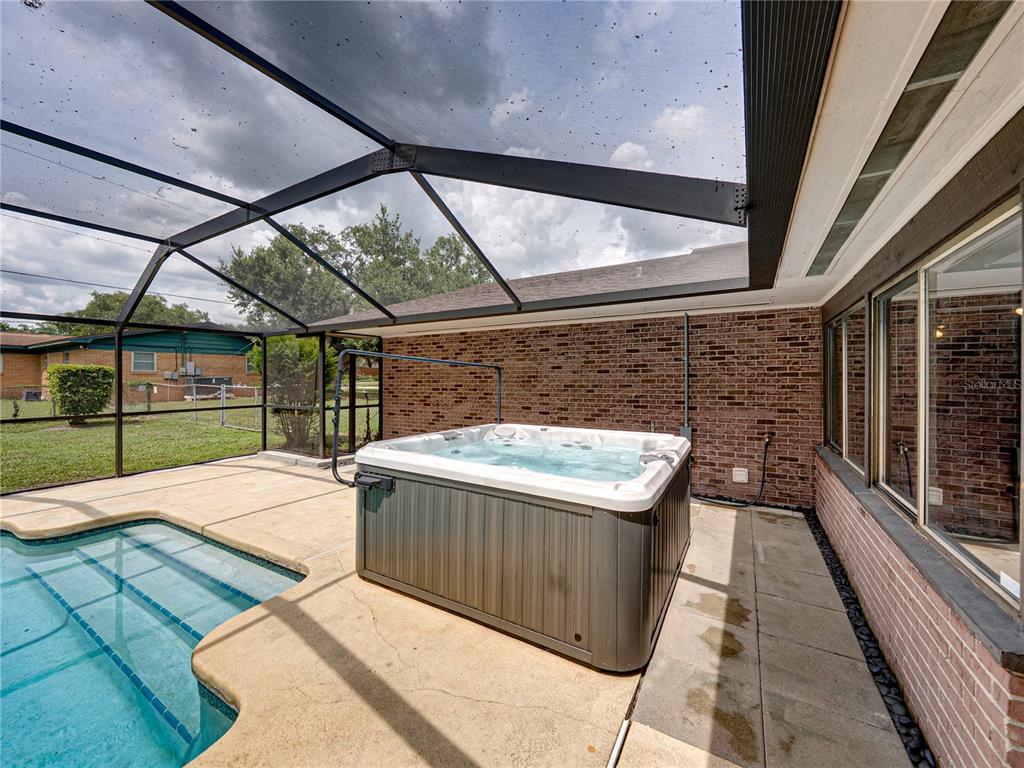 609 West Pipkin Road Lakeland, FL 33813 - Photo 45 of 72