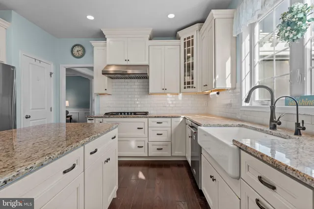 $900,000 | 204 Pennland Farm Drive, Perkasie, PA 18944