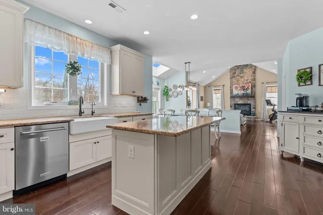 $900,000 | 204 Pennland Farm Drive, Perkasie, PA 18944