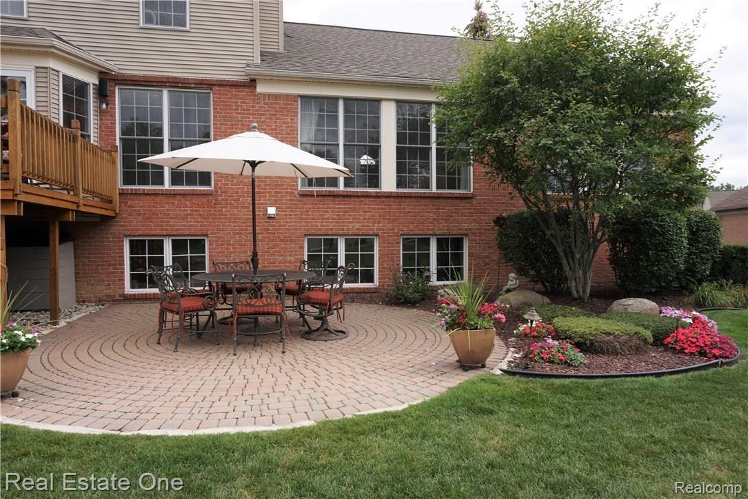 1859 Ring Neck Drive Rochester, MI 48307 - Photo 39 of 40 DSC06054 (2).JPG
