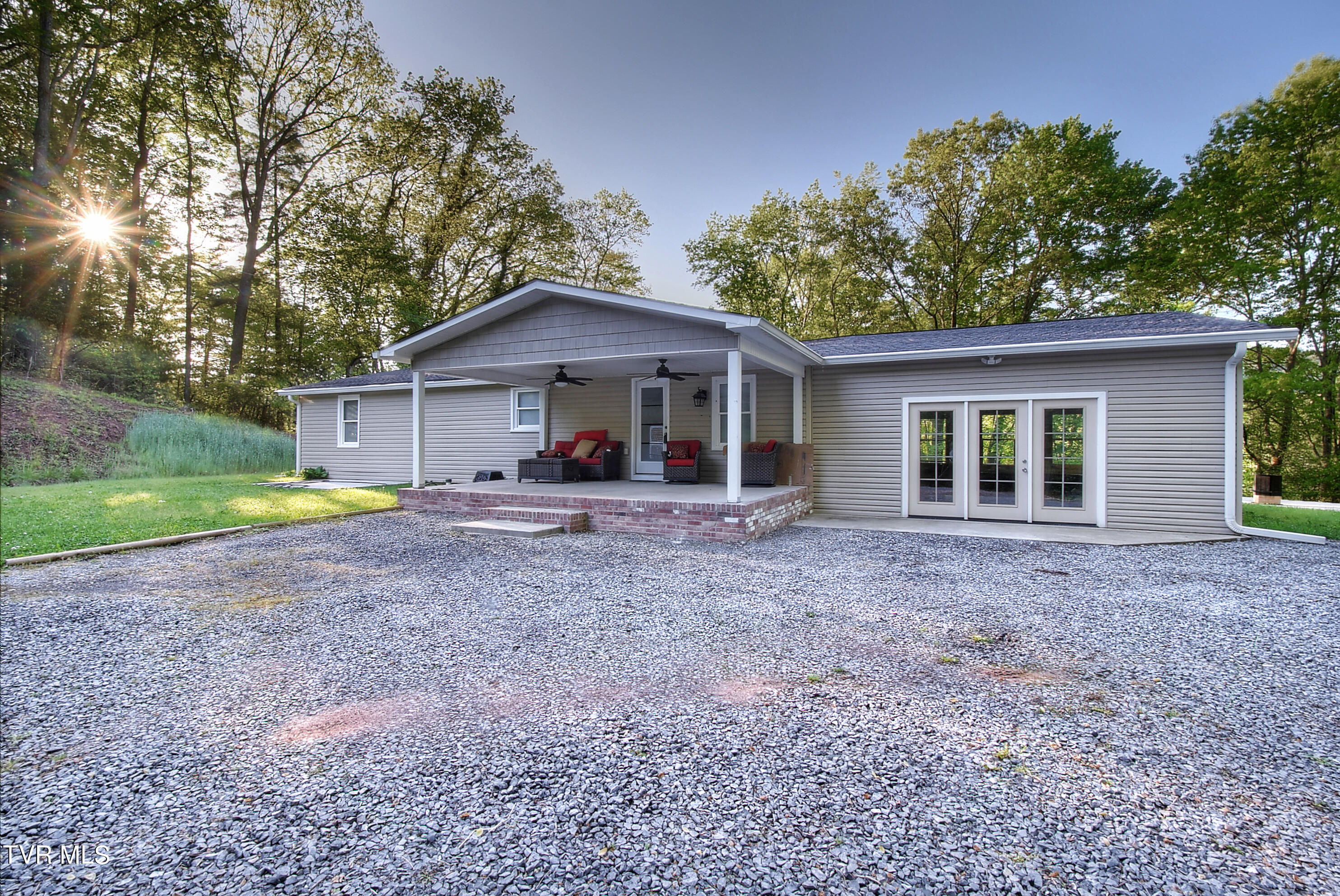 144 John Glover Road Hampton, TN 37658 - Photo 1 of 35 0