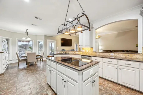 $800,000 | 6162 Graham Point Trail, Royse City, TX 75189