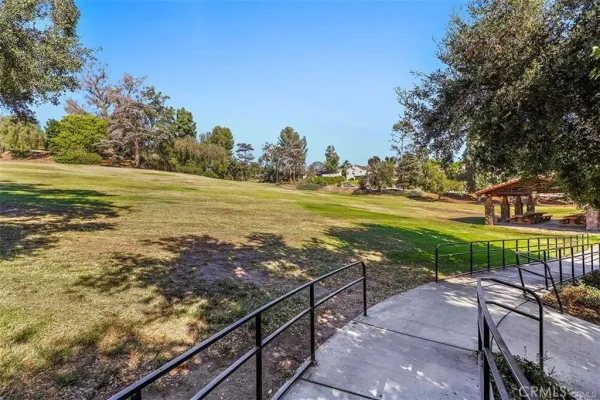 $575,000 | 1360 Shadow Lane, Unit G, Fullerton, CA 92831