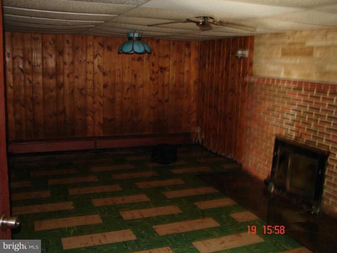5 Jamestown Road Front Royal, VA 22630 - Photo 5 of 5 Family Room