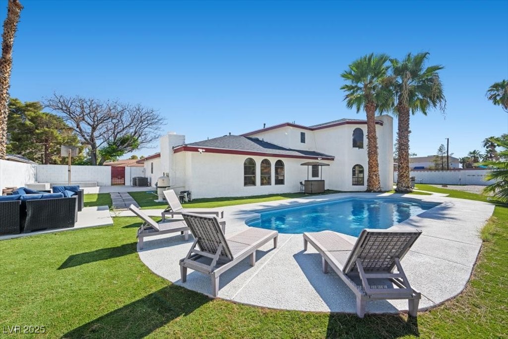 Beautiful in-ground pool in your private oasis!